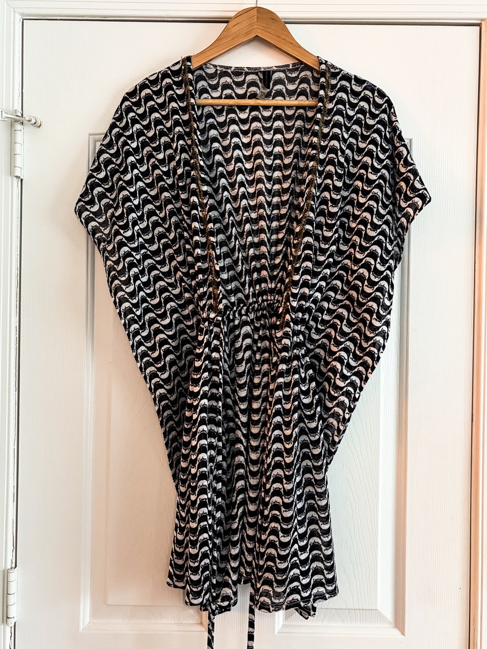 Victoria’s Secret Black White Beaded Swim Suit Cover Up XS/S Stretchy Material